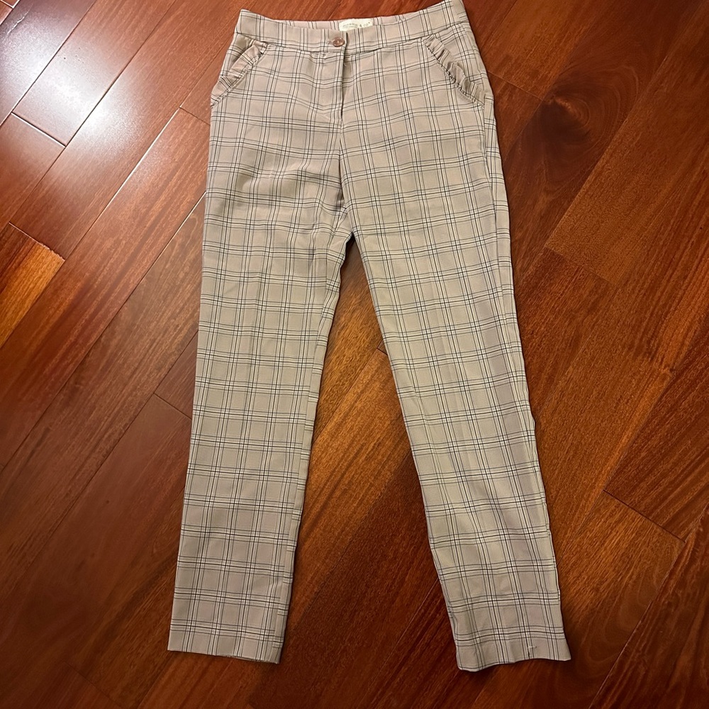 BNWOT Plaid Pants Size S